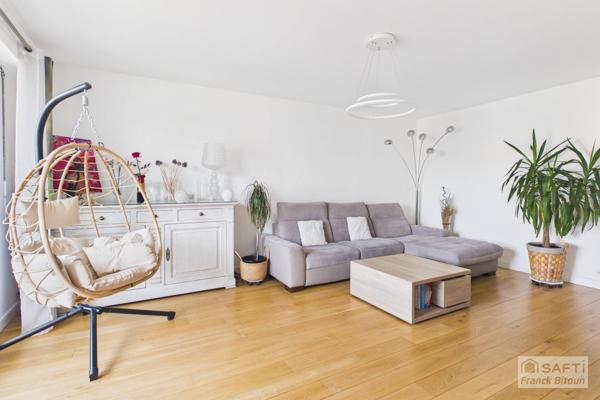 4 PIÈCES MODERNE SANS VIS-À-VIS AVEC BALCON, CAVE ET PARKING.