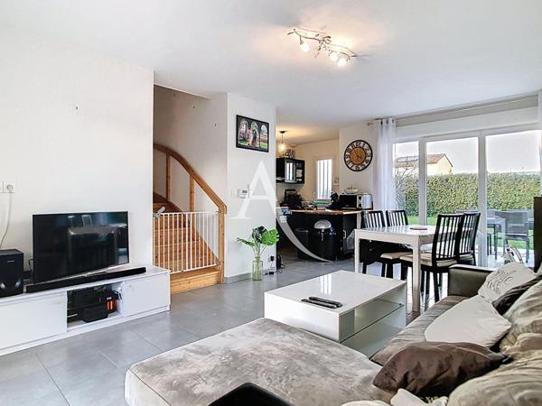 LHERM - Maison mitoyenne de Type 5 en R+1 - 5 pièces 98 m²