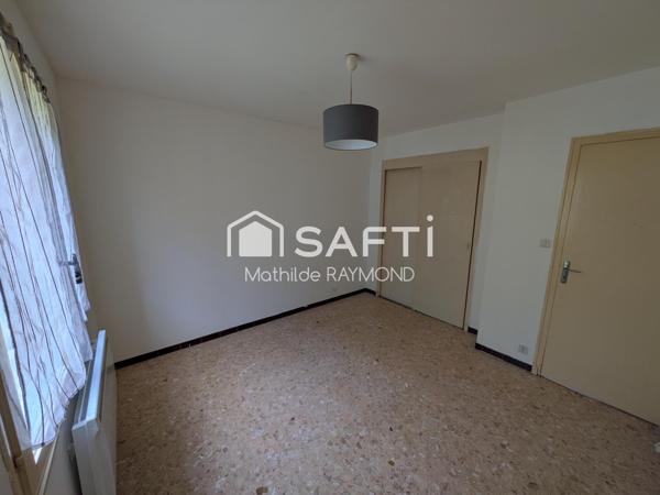 Maisonnette avec du charme et fort potentiel