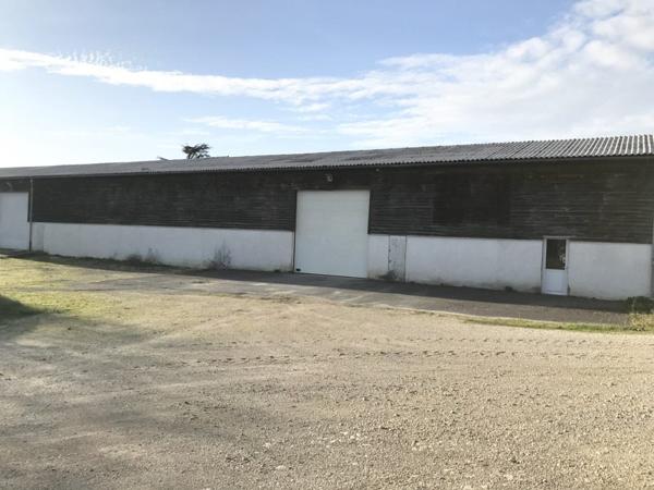 Grange à vendre |  Bassac |  3 pièces