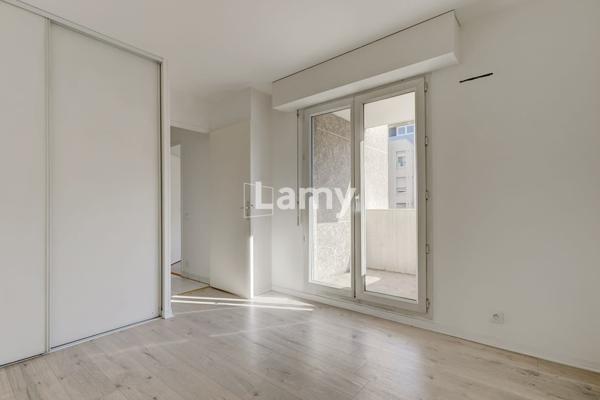 Prado/périer t3 terrassse sud et balcon