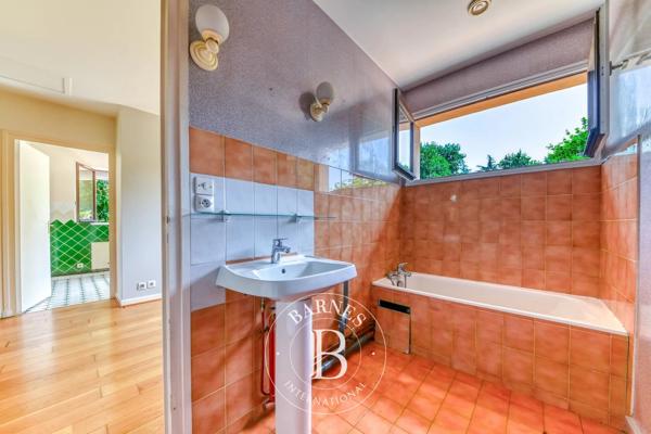 Écully, Maison 4 Chambres -  203 m² à vendre