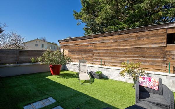 Maison à vendre    6 pièces •  Hurigny