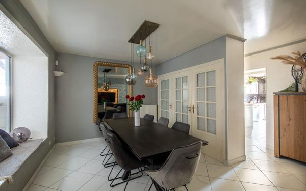 Maison à vendre    6 pièces •  Hurigny