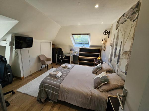 MAISON CONTEMPORAINE FAMILIALE 6 CHAMBRES-VIE DE PLAIN PIED- 150m2 – Locminé (56500)