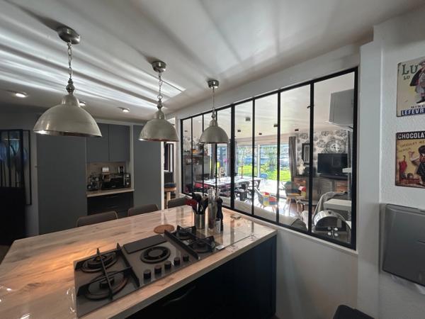 MAISON CONTEMPORAINE FAMILIALE 6 CHAMBRES-VIE DE PLAIN PIED- 150m2 – Locminé (56500)