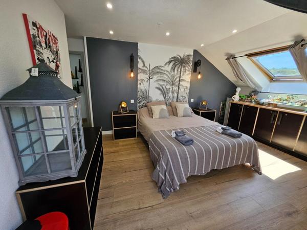 MAISON CONTEMPORAINE FAMILIALE 6 CHAMBRES-VIE DE PLAIN PIED- 150m2 – Locminé (56500)