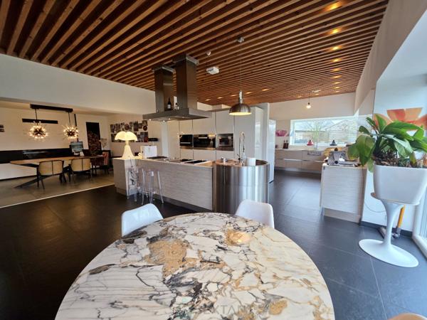 BIEN D'EXCEPTION AU CALME A LA CAMPAGNE A 6 KMS  DU CENTRE VILLE  D 'ARRAS