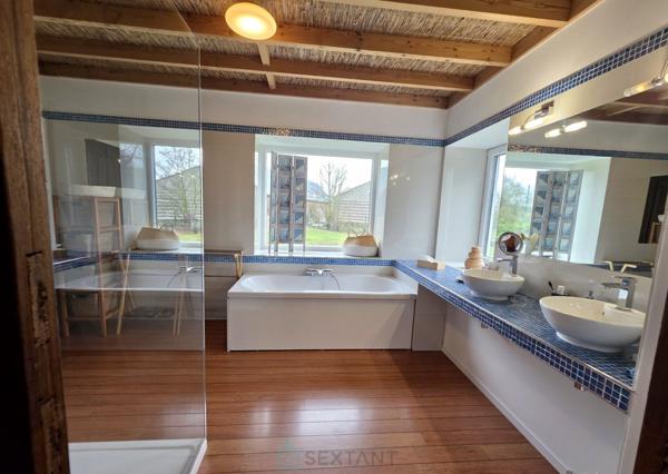 BIEN D'EXCEPTION AU CALME A LA CAMPAGNE A 6 KMS  DU CENTRE VILLE  D 'ARRAS