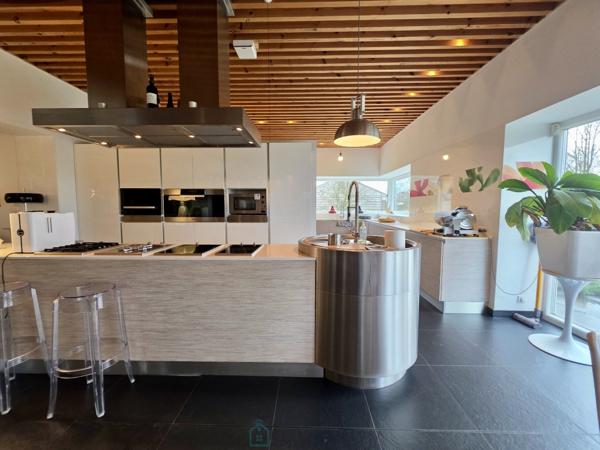 BIEN D'EXCEPTION AU CALME A LA CAMPAGNE A 6 KMS  DU CENTRE VILLE  D 'ARRAS