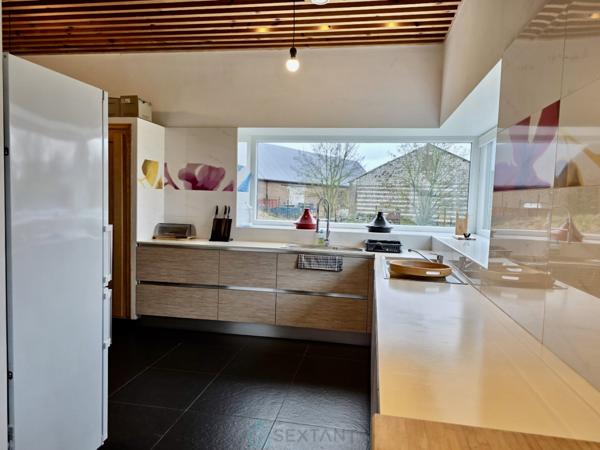 BIEN D'EXCEPTION AU CALME A LA CAMPAGNE A 6 KMS  DU CENTRE VILLE  D 'ARRAS