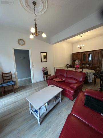 Maison de ville à vendre à Eppeville dans la Somme (80400), ref : C0135