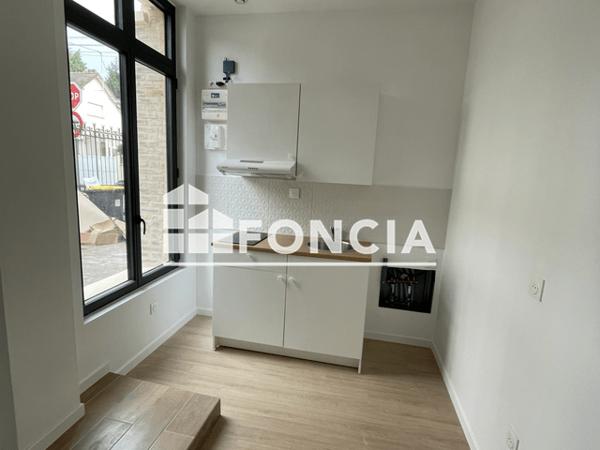 Location Studio 25 m² - 16 RUE DE SOLFERINO Elbeuf 76500