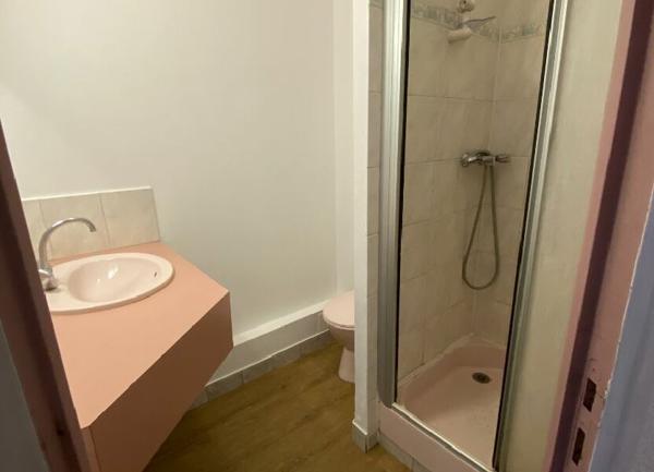 Appartement à louer    1 pièce •    Poitiers