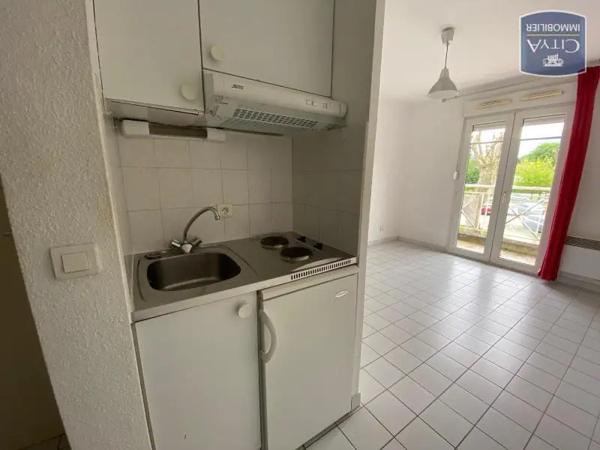 Appartement à louer 1 pièce 17.8m² Saint-Martin-d'Hères (38400)