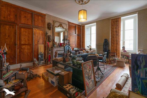 Maison à vendre |  Montguyon |  14 pièces | 374 m²