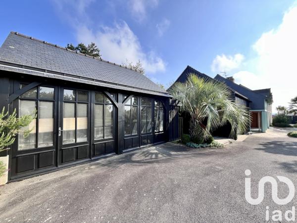 Longère 10 pièces de 265 m² à Saint-Grégoire (35760)