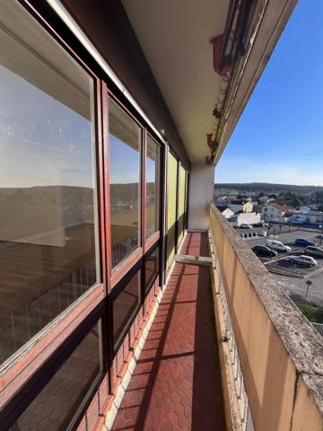 Vue dégagée dans une résidence sécurisée