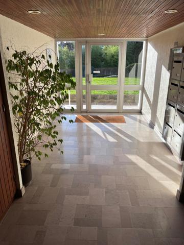 Vue dégagée dans une résidence sécurisée