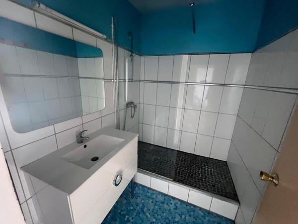 Vue dégagée dans une résidence sécurisée