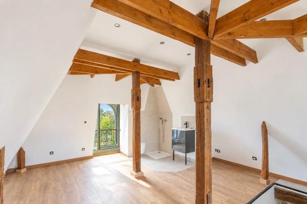 Ensemble immobilier Lévis-Saint-Nom - YVELINES