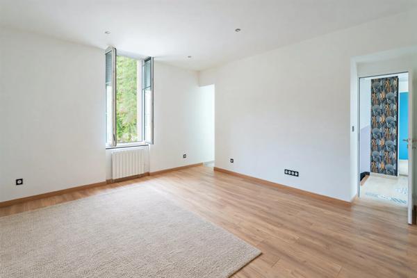 Ensemble immobilier Lévis-Saint-Nom - YVELINES