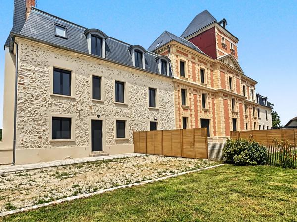 Ensemble immobilier Lévis-Saint-Nom - YVELINES
