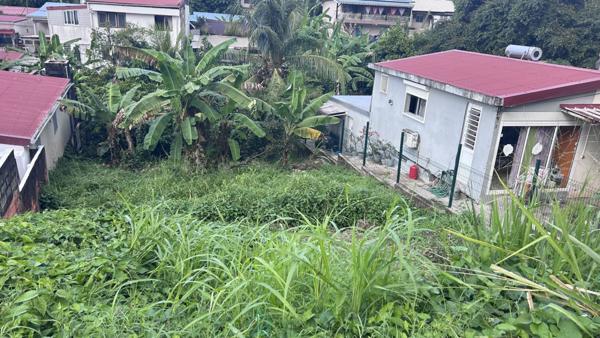 Terrain constructible proche de toutes attractivités