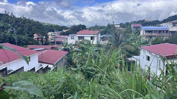 Terrain constructible proche de toutes attractivités