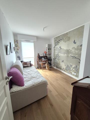 Vannes (56000) Appartement d'environ 100m² de 3 chambres avec garage et cave