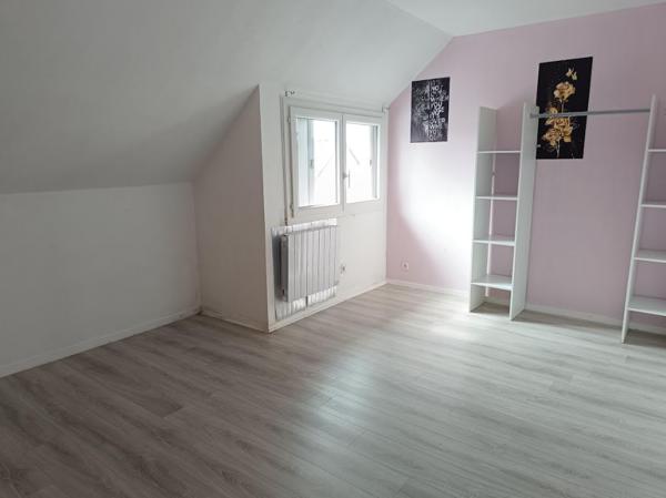 29270 Carhaix maison de 107 m² proches toutes commodités 3 chambres