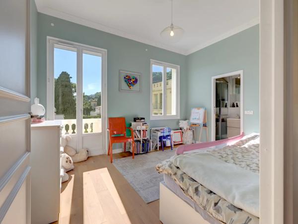 Villa Belle Epoque rénovée en plein centre de Beaulieu sur mer