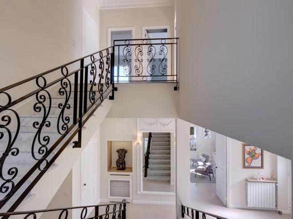 Villa Belle Epoque rénovée en plein centre de Beaulieu sur mer