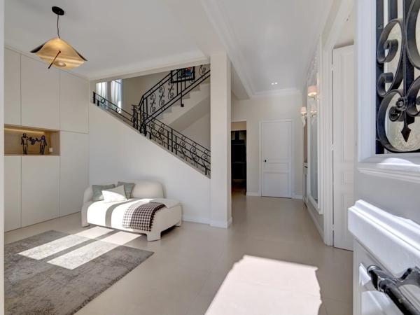 Villa Belle Epoque rénovée en plein centre de Beaulieu sur mer