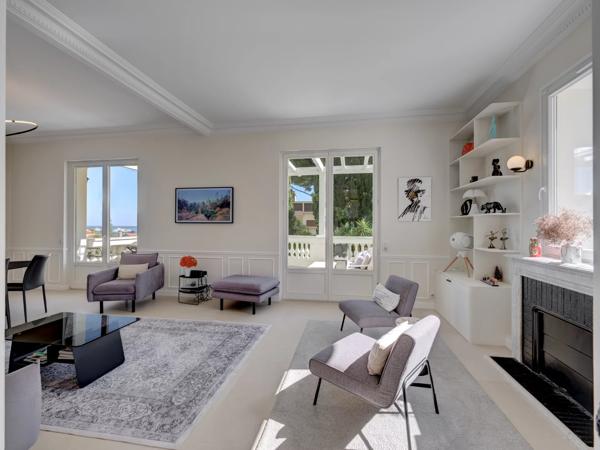 Villa Belle Epoque rénovée en plein centre de Beaulieu sur mer