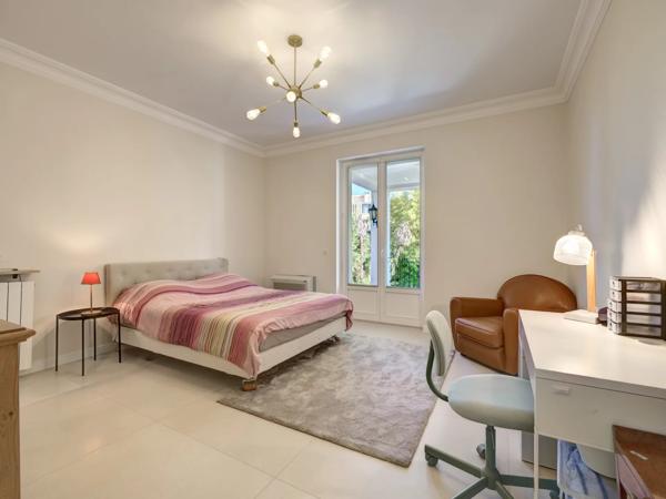 Villa Belle Epoque rénovée en plein centre de Beaulieu sur mer