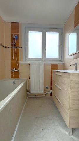 Maison mitoyenne 1 côté Marcq-en-Baroeul 95.40 m²