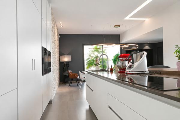 Vente Maison contemporaine Vineuil 9 Pièces 259 m²