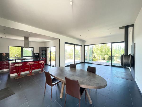 Maison d'architecte -2014- DPE B - 4 chambres - PISICNE