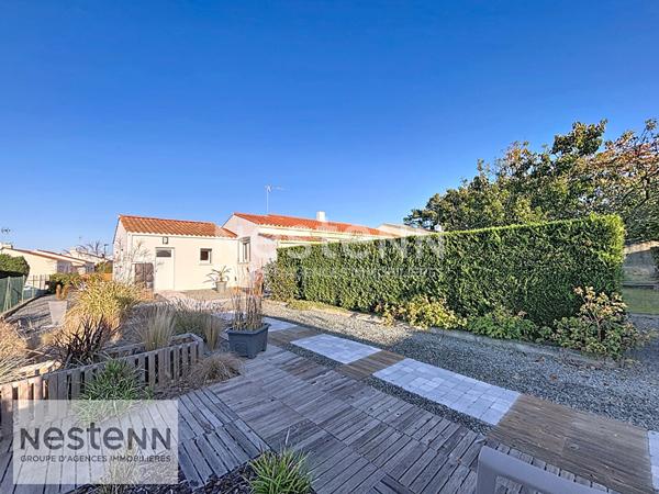 Charmante Maison à Vendre à Soullans - 3 Chambres et Grand Terrain !