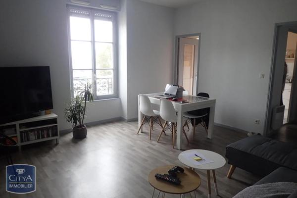 Appartement à louer 2 pièces 46.99m²