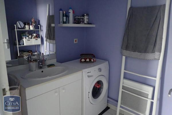 Appartement à louer 2 pièces 46.99m²