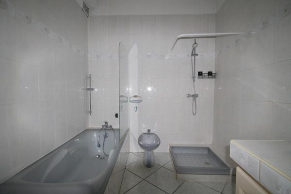 Maison de village de caractère à vendre– 109 m² – 3 chambres + Grenier aménageable (67 m²) - cour extèrieure