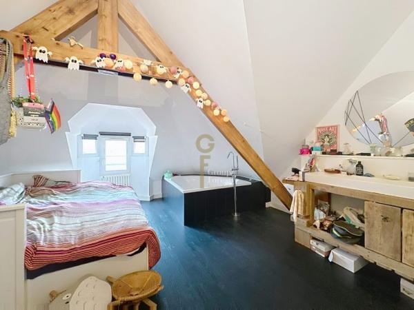 Maison mitoyenne 1 côté Marcq-en-Baroeul 160 m²