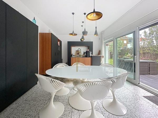 Maison mitoyenne 1 côté Marcq-en-Baroeul 160 m²