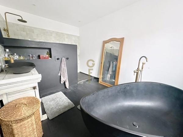 Maison mitoyenne 1 côté Marcq-en-Baroeul 160 m²