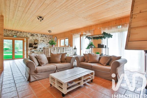 Maison à vendre 8 pièces 272 m² Champs-sur-Tarentaine-Marchal