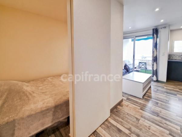 Studio rénové de 24m² avec chambre cabine - Terrasse