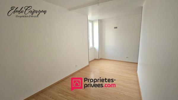 Maison Aigues Vives 8 pièce(s) 159.60 m2