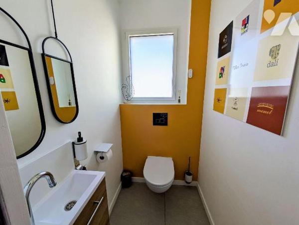 LES HERBIERS - Parfaitement situé à proximité des écoles, commerces et services, découvrez ce s...